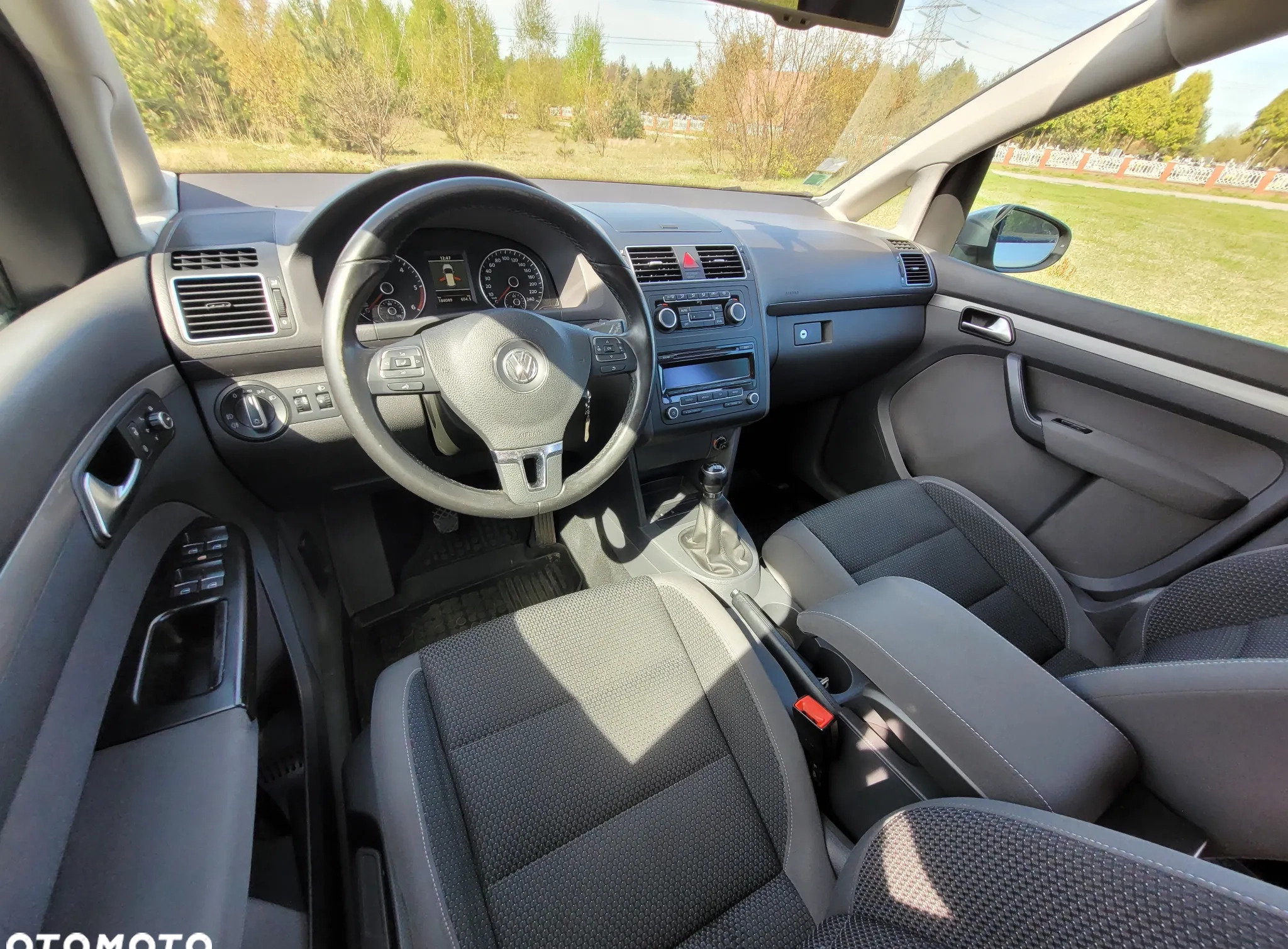 Volkswagen Touran cena 31300 przebieg: 184089, rok produkcji 2011 z Lubień Kujawski małe 191